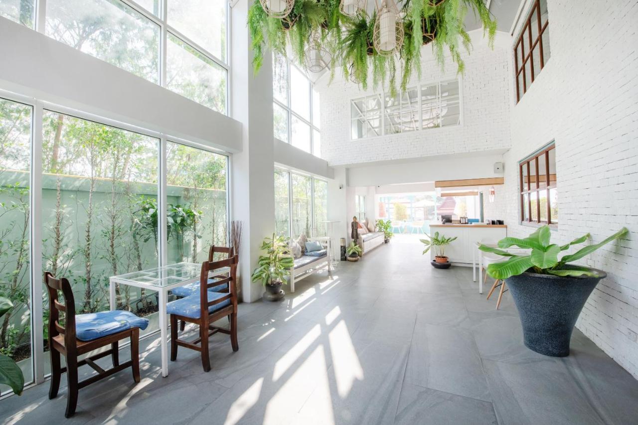 Blooming Hill Boutique Suites Pattaya Zewnętrze zdjęcie
