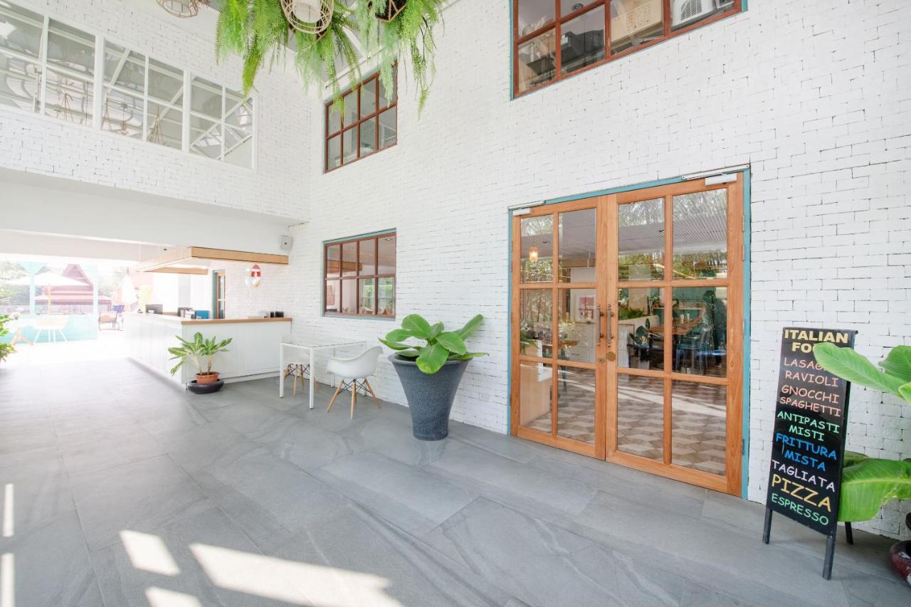 Blooming Hill Boutique Suites Pattaya Zewnętrze zdjęcie