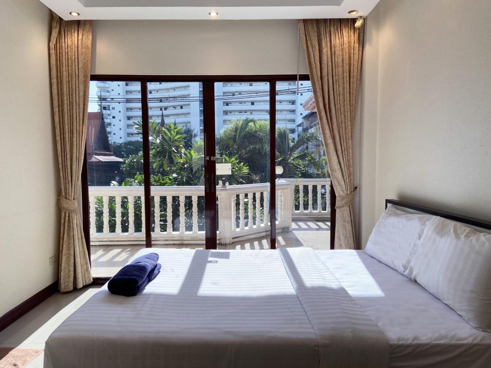 Blooming Hill Boutique Suites Pattaya Zewnętrze zdjęcie