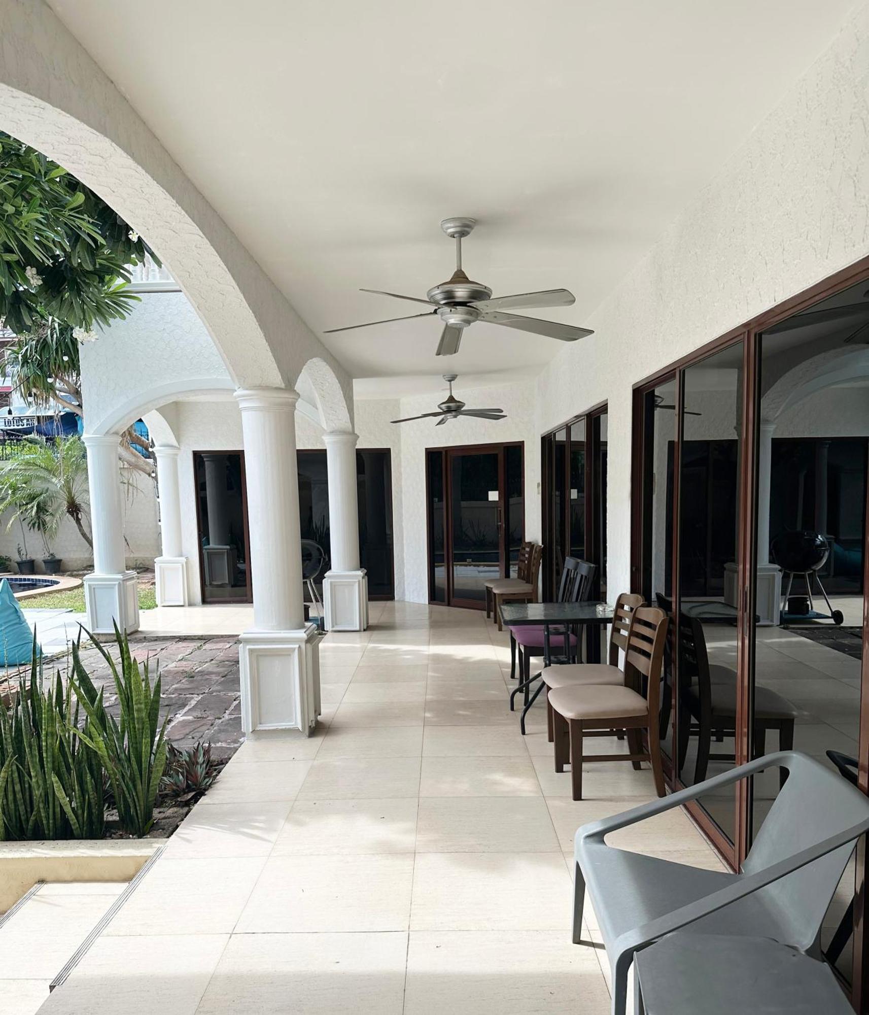 Blooming Hill Boutique Suites Pattaya Zewnętrze zdjęcie
